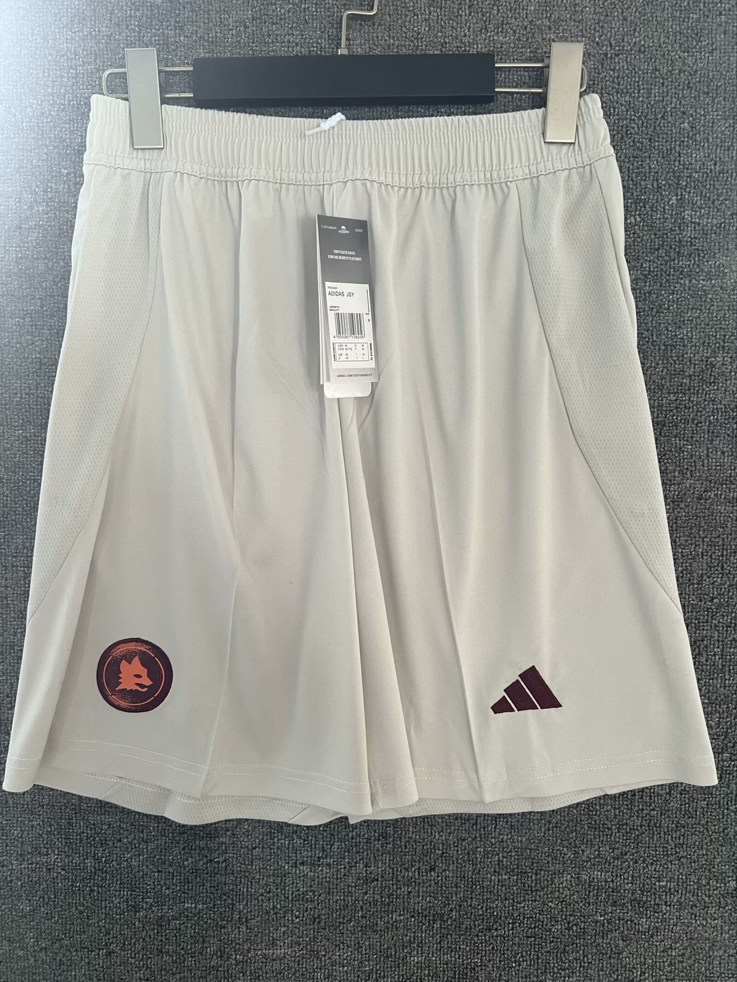 Pantaloncini ROMA + PERSONALIZZAZIONE NUMERO (Ordinabili SOLO con MAGLIA FAN O PLAYER EDITION)